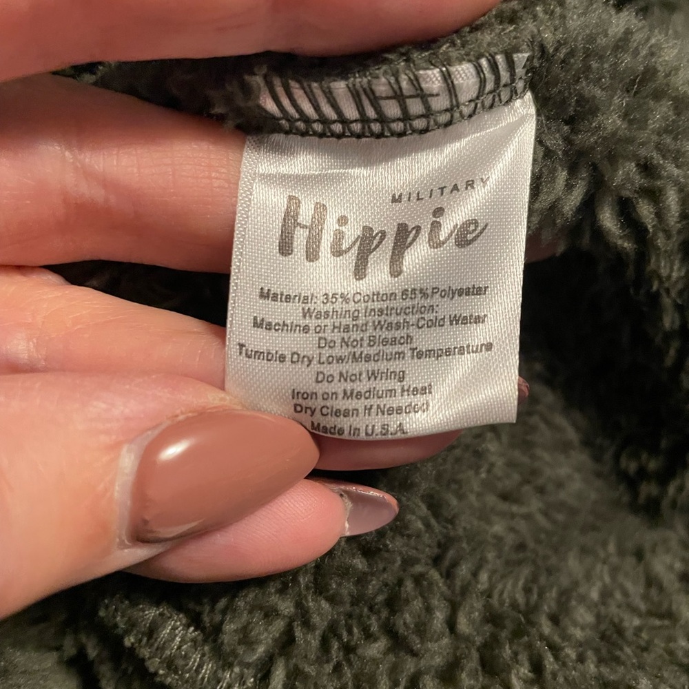 Cozy Hooded Teddy Coat - Picture 6 of 6